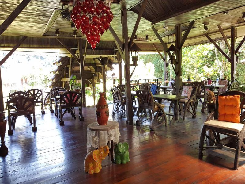 Montania Lifestyle Hotel Phanom Екстериор снимка